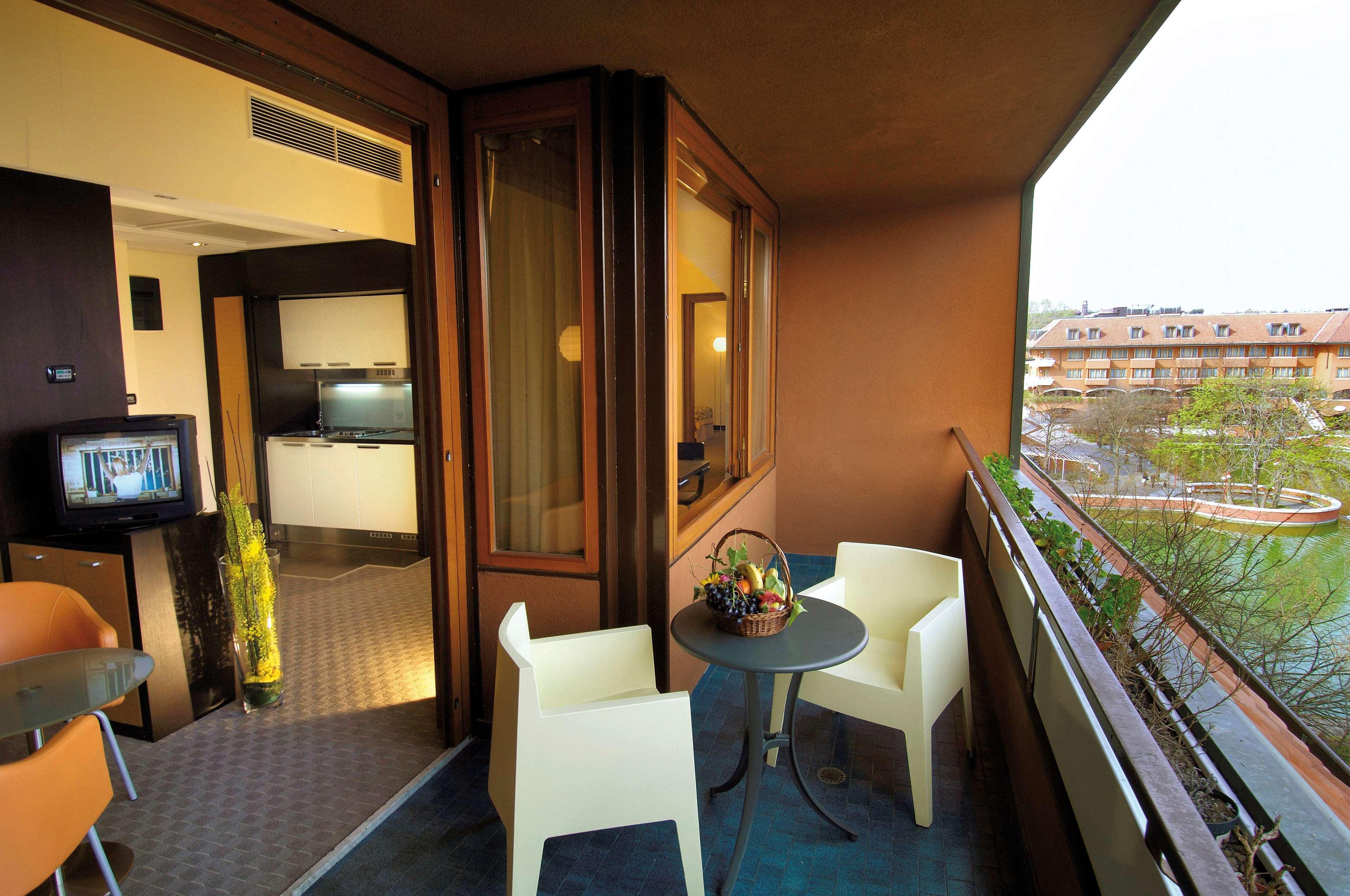 Nh Milano 2 Residence Segrate Exterior photo