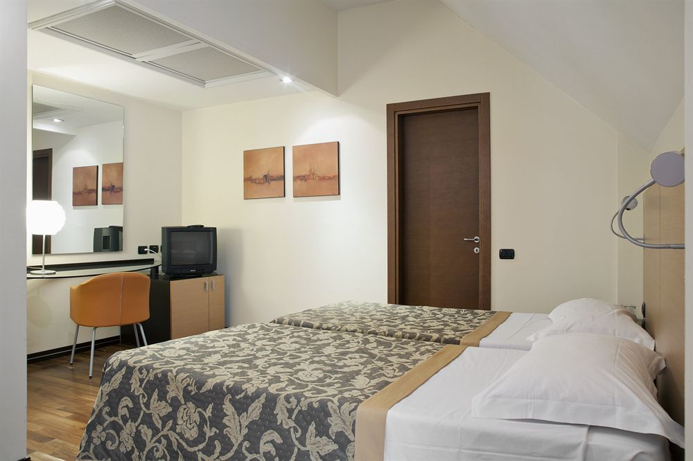 Nh Milano 2 Residence Segrate Exterior photo