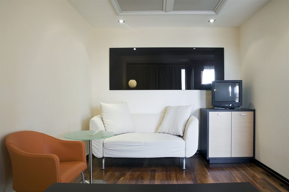 Nh Milano 2 Residence Segrate Exterior photo